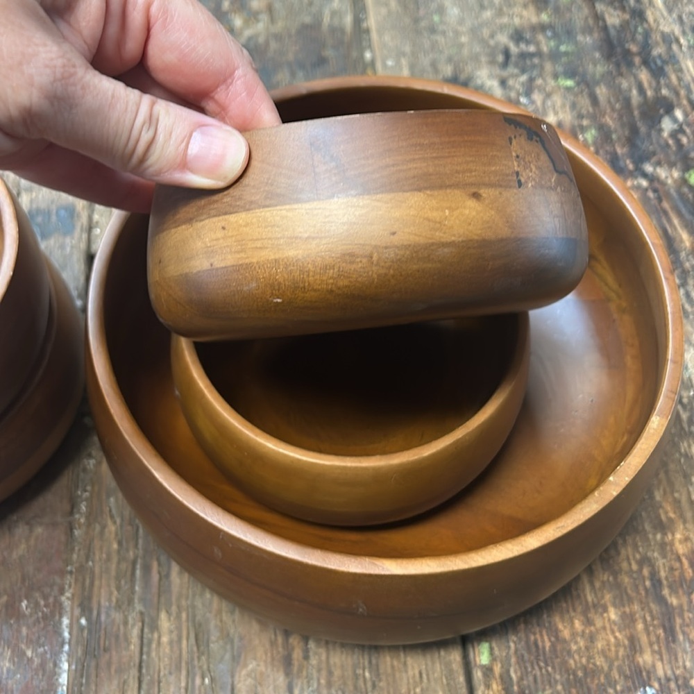 Vtg Hellerware wooden bowl set large serving bowl 4 small bowls serving utensils - Picture 4 of 4